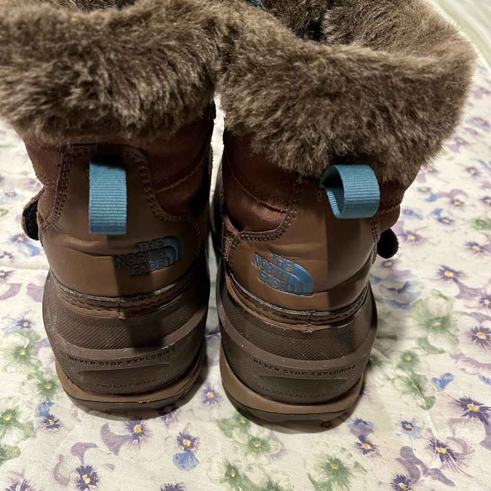 Women's North Face Chilkat III - Picture 2 of 5